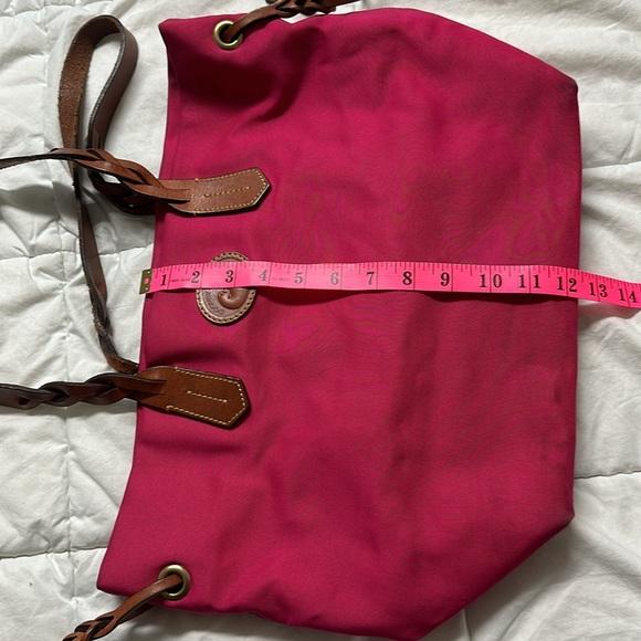 Dooney & Bourke purse tote in fuchsia - Picture 3 of 9